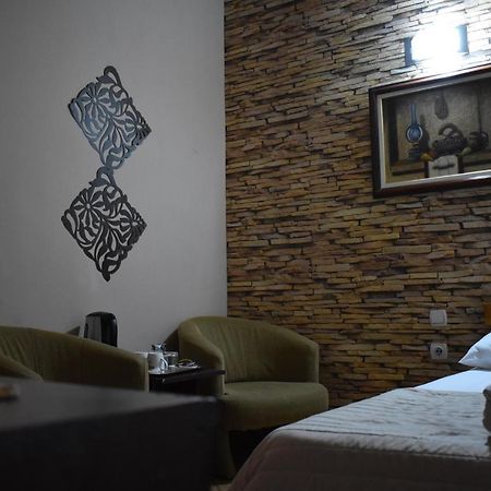 Guest House Kozle 스코페 외부 사진