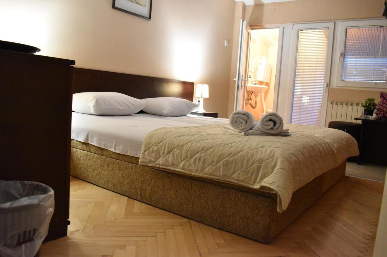 Guest House Kozle 스코페 외부 사진